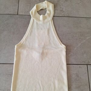 DÈLUC Olivia Sleeveless Turtleneck Knit Top in cream Small S
